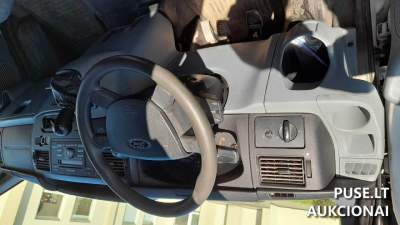 Parduodamas naudotas lengvasis automobilis Ford Transit/Tourneo autobusiukas Lazdijuose 1100 EUR pradinė kaina