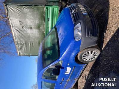 VW Caddy 2006 m. dyzelinis automobilis aukcione Ukmergėje pradedant nuo 300 EUR