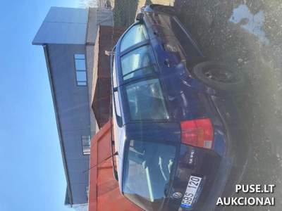 VW GOLF 2003m. dyzelinis automobilis aukcione nuo 300 EUR