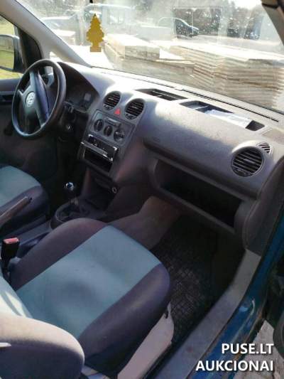 Lengvasis automobilis VW Caddy 51 kW dyzelinas 2005 m. su defektais parduodamas aukcione nuo 500 EUR