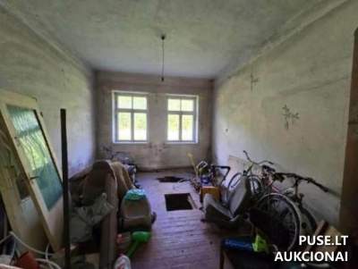 Gyvenamasis namas Radviliškio r. sav. Sidarių km. Rasų g. 4, pradinė kaina 11625 EUR