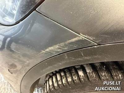 2019 m. Mercedes Benz GLC300 automobilis, 177 kW, benzinas, pradinė kaina 23900 EUR