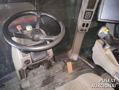 Ratinis traktorius CASE IH MAGNUM 340 (2013 m.) parduodamas už 72000 EUR aukcione