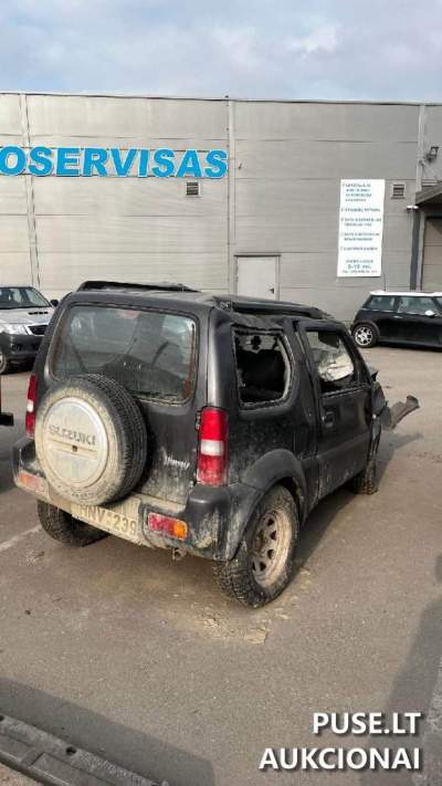 Suzuki Jimny 2015 m. automobilis po avarijos Kaune - pradinė kaina 1000 EUR