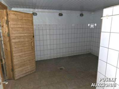 Buitinis pastatas su 0.07 ha sklypu Pabradėje, Strazdų g. 4, pradinė kaina 22743 EUR