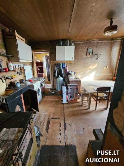 Butas Kaune, Skuodo g., su 1/1 nuosavybe, pradinė kaina 34320 EUR, skelbiamas savivaldybės aukcione