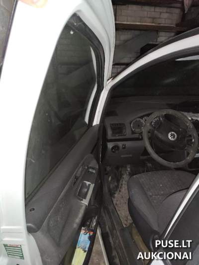 2002 VW Sharan for Auction in Varėna starting at 200 EUR (Selling As Is)