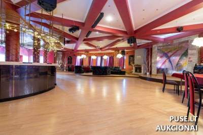 Viešbučio pastato dalies (645/1000) aukcionas Šiauliuose, Gytarių g. 25, pradinė kaina 550000 EUR