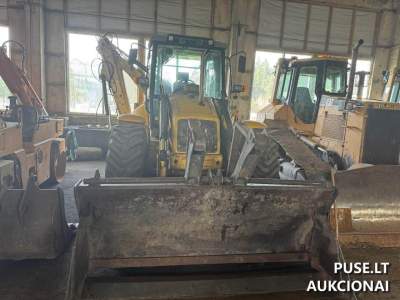 New Holland LB115B-4PS Wheeled Tractor for Auction Starting at 20000 EUR