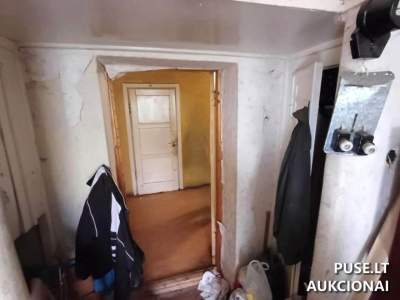 1/2 Kambario dalis su rūsiu Kėdainių r. Akademijoje, Stoties g. 11, pradinė kaina 394 EUR