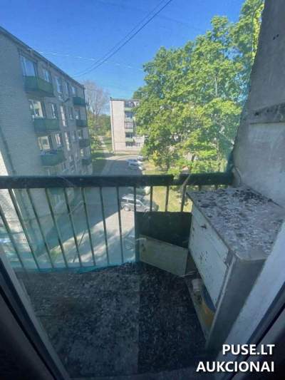 Parduodama 1/2 dalis buto Kėdainiuose, Žemaitės g. 32, pradinė kaina 13770 EUR