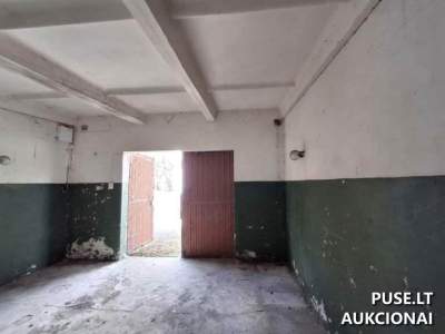 Garažas Varėnoje, Parko g. 8A su 0.0119 ha žemės dalimi už 5597 EUR