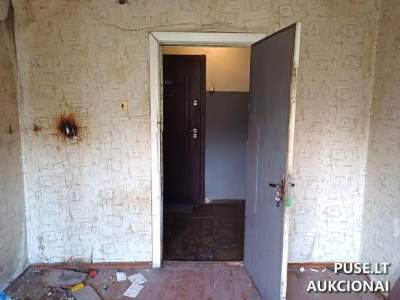 Mažos kainos butas Anykščiuose, M. Valančiaus g. 4, pradinė kaina 3610 EUR parduodamas aukcione