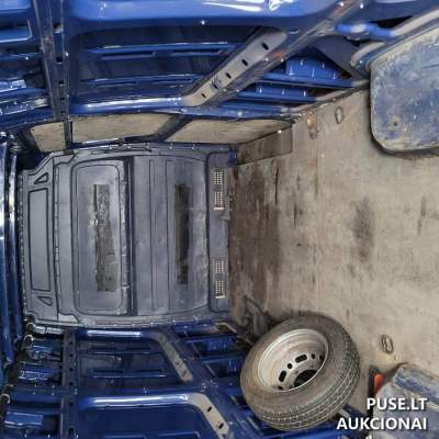 Krovininis automobilis Volkswagen Crafter (2008 m.) aukcione Panevėžyje pradinė kaina 1390 EUR