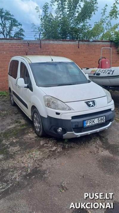 Lengvasis automobilis Peugeot Partner Klaipėda 800 EUR pradinė kaina 2011 m. dyzelinas aukcionas