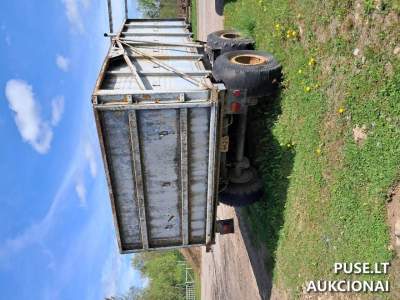 Traktorinė puspriekabė Sarmat 9557 parduodama aukcione nuo 1500 EUR