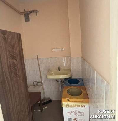 Помещения под бывший медпункт в Кедайнском районе, с. Шепета, ул. Лиепу 4, начальная цена 6000 EUR