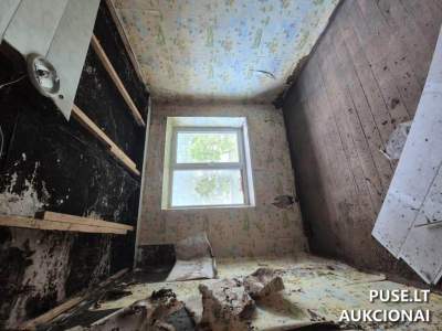 Продается 2-комнатная квартира 37 кв.м. в Калнельского Грайжоню, Радвилишкский район, начальная цена 3300 EUR