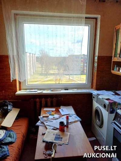 Продается квартира 50 кв.м с подвалом в Венте, Акмянский район, ул. Жемайчю, 47. Начальная цена 18700 EUR