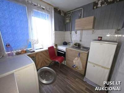 Продается 1/2 доля квартиры с подвалом в г. Казлу-Руда, ул. Майронио, 22, начальная цена 11200 EUR