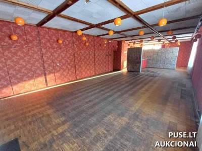Didesnės mokyklos pastatas Radviliškio rajone, Raudondvario k., 64071 EUR pradinė kaina