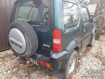 Parduodamas automobilis Suzuki Jimny 4WD 2007m. su 145000km rida, pradinė kaina 350 EUR