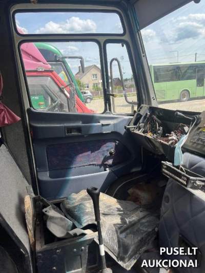 Naudotas mažas autobusas MERCEDES BENZ 814 D 1998 m. dyzelinas Raseiniuose - pradinė kaina 616 EUR