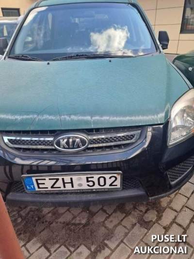 Kia Sportage 2010 dyzelinis automobilis aukcione nuo 500 EUR pradine kaina