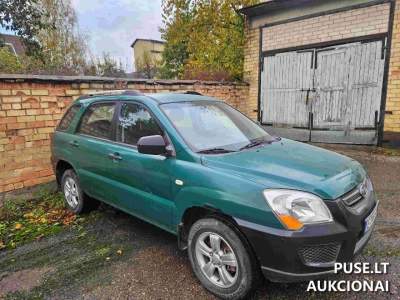 Parduodamas 2010 m. Kia Sportage dyzelinis automobilis su maža rida 500 EUR pradine kaina