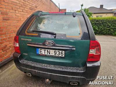 Parduodamas lengvasis automobilis Kia Sportage 2010 m. Šiauliuose pradinė kaina 500 EUR