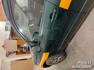 Parduodamas lengvasis automobilis Suzuki Grand Vitara 2007 m. Panevėžyje už 500 EUR pradinę kainą