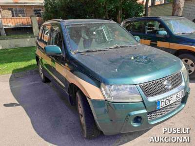 Lengvasis automobilis Suzuki Grand Vitara Klaipėdoje 2007m. 500 EUR. Su defektais.