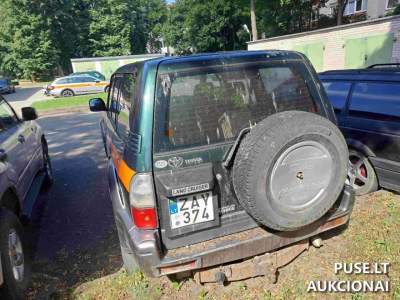 Parduodamas lengvasis automobilis Toyota Land Cruiser 2004 m. Klaipėdoje 500 EUR pradine kaina
