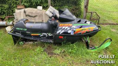Sniego motociklas Arctic Cat ZRT 6 parduodamas aukcione nuo 150 EUR