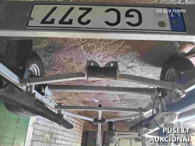 Valties priekaba Brenderup 8515 aukcione Vilniuje su 100 EUR pradine kaina
