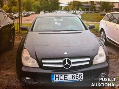 Легковой автомобиль Mercedes-Benz CLS 320 CDI продается на торгах от 3200 EUR