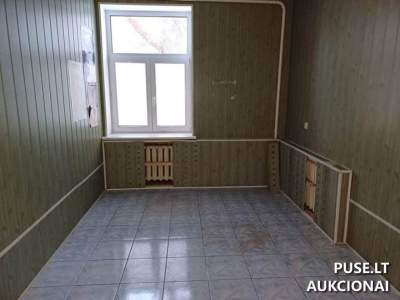 Parduodama Veterinarinė ligoninė su 0.63 ha sklypu Mažeikiuose, Viekšnių g. 26 – Pradinė kaina 150000 EUR