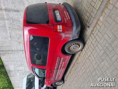 VW Caddy на аукционе в Вильнюсе от 300 EUR