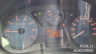 Lengvasis krovininis automobilis Peugeot Partner aukcione Vilniuje, 3500 EUR