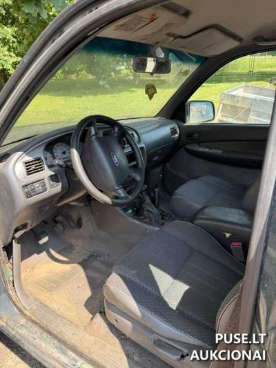 Ford Ranger 2005 року після ДТП продається в Кайшядорисі за 2700 EUR