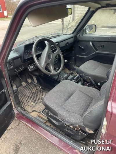 Автомобіль LADA 4x4 2014 р. на аукціоні в Кайшядорисі