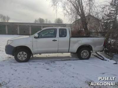 Toyota Hilux 2011 р. у поганому стані на аукціоні в районі Шилуте за 4760 EUR