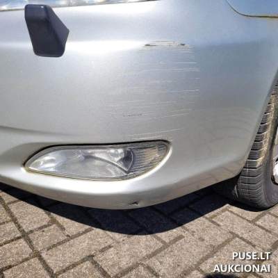 Toyota Camry 2003 m. automobilis aukcione Klaipėdoje, 950 EUR