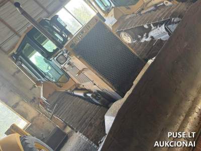 Buldozeris CAT D5MXLP aukcione 22000 EUR | Nemokumo administratoriaus varžytynės