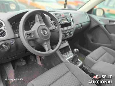 VW Tiguan dyzelinas 125 kW aukcione Vilniuje 500 EUR