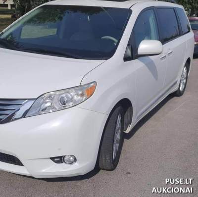 Продається TOYOTA SIENNA 3456 см3 196 кВт бензин/газ у Клайпеді 8800 EUR