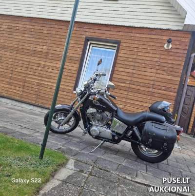 Мотоцикл HONDA VT1100 1996 року в Клайпеді 2240 EUR | Аукціон судових виконавців