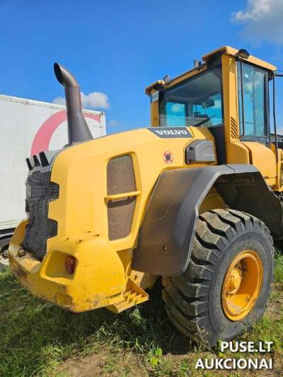 Колісний навантажувач Volvo L60 на аукціоні 28000 EUR | Торги адміністратора неплатоспроможності