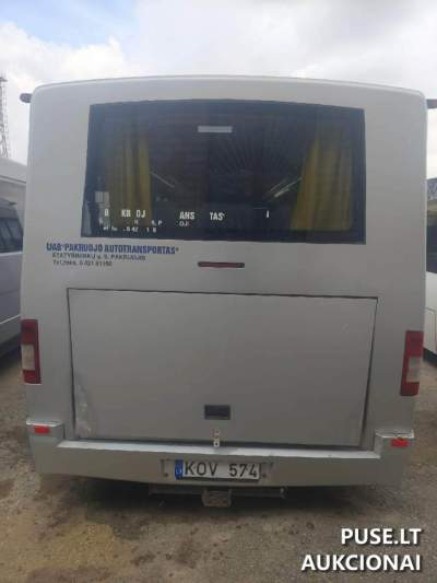 Автобус M3 2006 р. KOV574 на аукціоні 1400 EUR