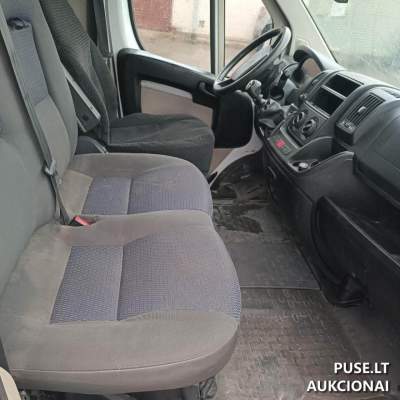 Вантажний самоскид Citroen Jumper 2014 з ТО до 2026 року за 1300 EUR